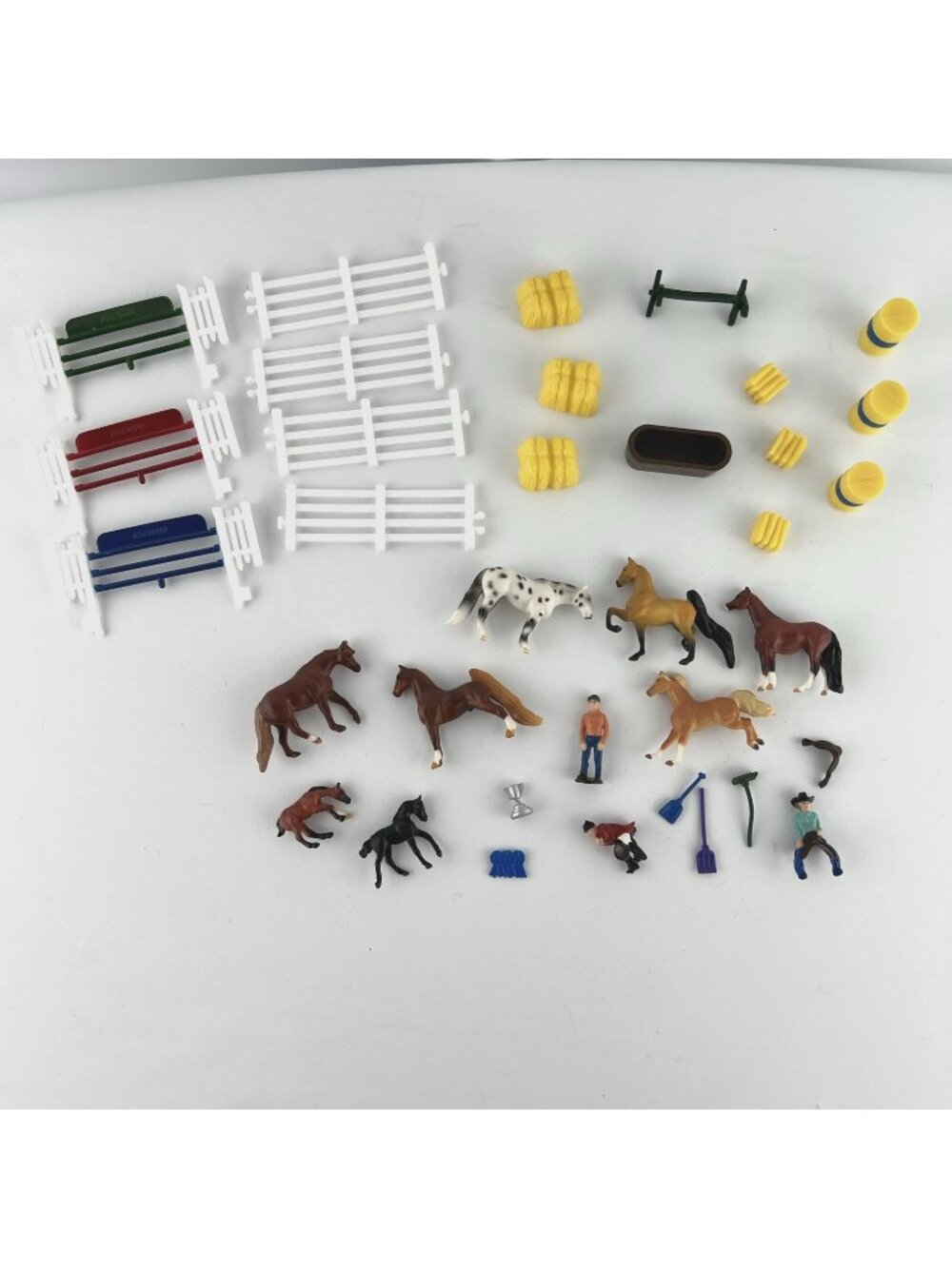 Breyer Horses Advent Calendar 2020 Mini Whinnies Holiday Accessories Incomplete